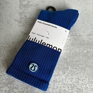 Lululemon Unisex Crew Socks Blue Large